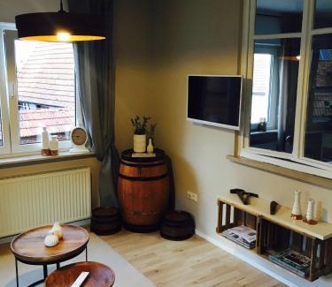 Heuchelheim-Klingen Apartment | Gästehaus Sellemols Ferienwohnung Küfer