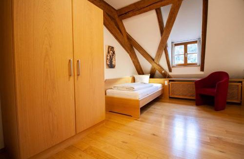 Kelheim Hotel | Gästehaus St. Georg - Weltenburger Klosterbetriebe GmbH