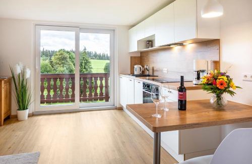 Saig Apartment | Gästehaus Steiert Fewo Kuhbergblick