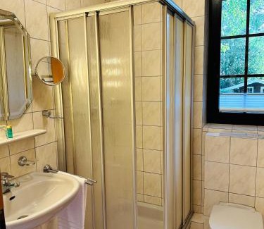 Toenisvorst Hotel | Gästehaus Tönisvorst