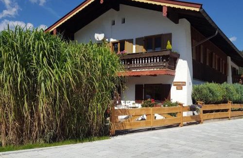 Konigssee Apartment | Gästehaus Weinrebe