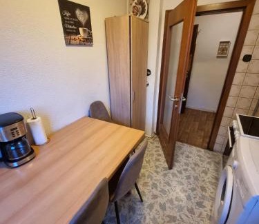 Schalke-Nord Apartment | Gästewohnung 2 in direkter Nähe zur Veltinsarena
