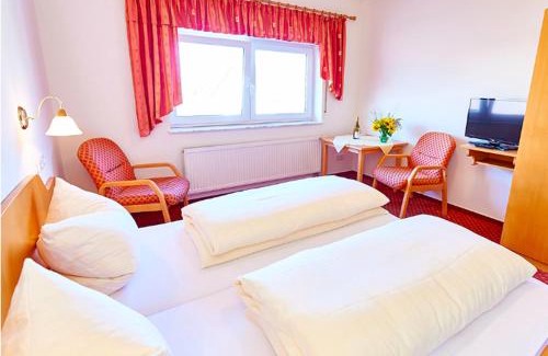 Kirrweiler Bed & Breakfast | Gästezimmer Weingut Dr Oberhofer