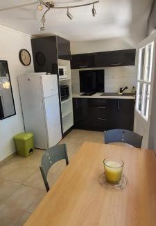 Vallon-Pont-d'Arc Apartment | Gîte 1- LE RAZAL