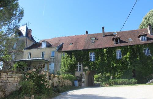 Villeneuve-sous-Pymont House | Gîte 2 du Château de Feschaux