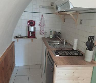 Aubenas Apartment | Gîte 2 "Le Tilia " aux magnolias 3 étoiles