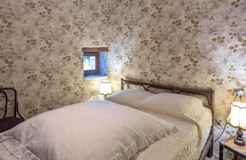Courtesoult-et-Gatey House | Gîte atypique à Courtesoult-et-Gatey pour un séjour confortable - FR-1-583-491