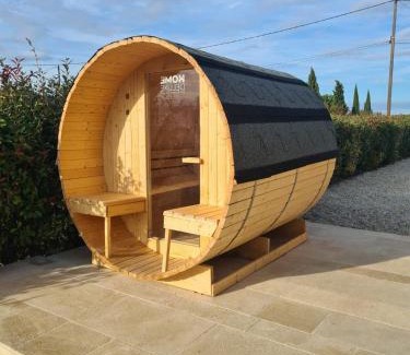 Pujols-sur-Ciron House | Gîte au coeur des vignes, jacuzzi et sauna privés
