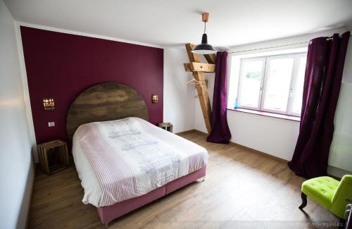 Autun House | Gîte Aux Couleurs de Saint Martin avec SPA-Billard