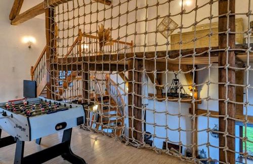 Faymont House | Gîte avec espace bien-être, sauna et hammam à Moffans-et-Vacheresse - FR-1-583-447