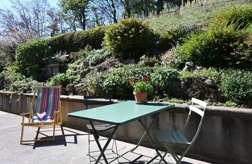 Saint-Laurent-du-Pont Apartment | Gîte "belle Chartreuse"- Très Belle vue - Terrasse et Jardin