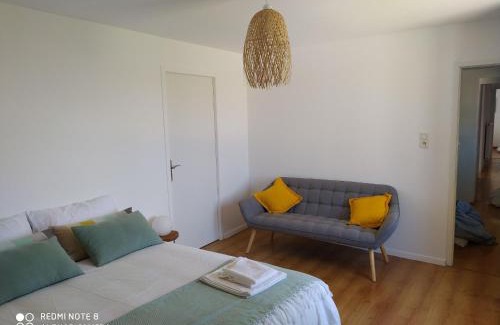 Germonville House | Gîte calme 4 chambres, terrasse privative, draps inclus - Germonville - FR-1-584-167