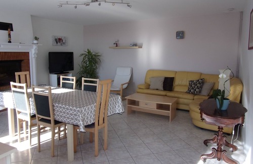 Saint-Ouen-La-Rouerie House | Gîte CAMPAGNE - 90 m² - 3 bedrooms. - 5 pers. - 20 km MONT SAINT MICHEL