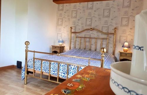Sauvain House | Gîte chaleureux à Sauvain avec jardins, activités familiales et spa en option - FR-1-496-94