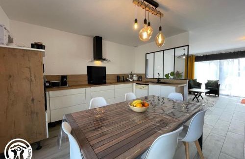 Nieul-le-Dolent House | Gîte chaleureux entre mer et nature, Nieul-le-Dolent - FR-1-426-574