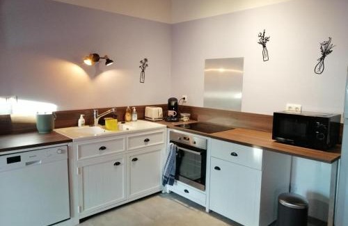 Charroux House | Gîte chaleureux à Charroux, confort pour 6 pers, proche nature et Vichy - FR-1-489-572