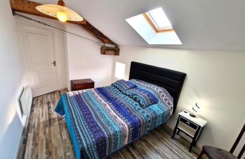 Charroux House | Gîte chaleureux à Charroux, confort pour 6 pers, proche nature et Vichy - FR-1-489-572