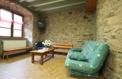 Saint-Vert House | Gîte charmant 5 pers. à Saint-Vert: nature, calme, proche rivières et sites touristiques - FR-1-582-223