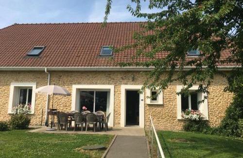 Belle-et-Houllefort House | Gîte confort à la ferme, 10km de Wimereux, 4 ch., jardin, terrasse, parking, animaux acceptés, WiFi - FR-1-376-82