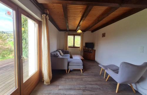 Basse-sur-le-Rupt House | Gîte confortable à Basse-sur-le-Rupt - 3 chambres, terrasse, proche La Bresse - FR-1-589-42