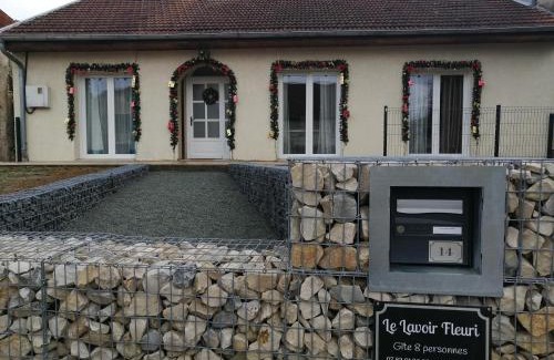 Venisey House | Gîte cosy et moderne avec jardin, 2 chambres - FR-1-583-429