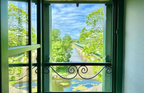 Briare Bed & Breakfast | Gîte d'étape sur le Pont-Canal de Briare - FR-1-590-454
