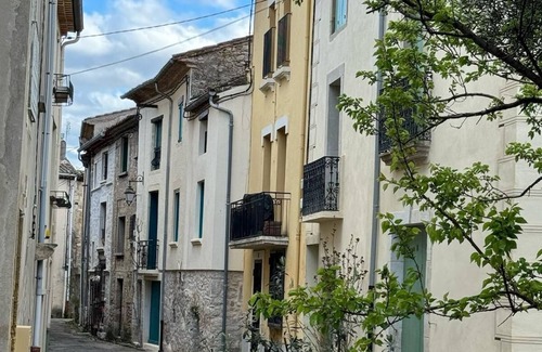 Villemagne-l'Argentiere Cottage | Gîte de la Riviere, beautiful village house