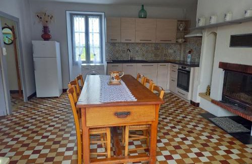 Saint-Avit-Senieur House | Gîte de Bazeille