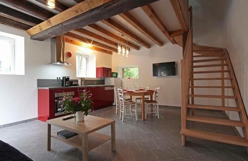 Marchainville House | Gîte de Charme Ancien Moulin avec Étang, Terrasse, et Activités au Cœur de Longny au Perche - FR-1-497-84