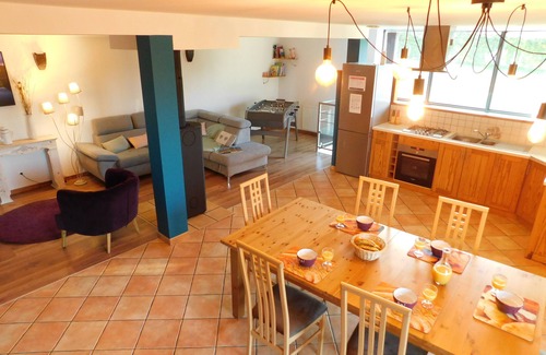 Nebouzat House | Gîte de Charme au Cœur des Volcans