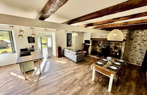 Monceaux-sur-Dordogne Villa | Gîte de France Chez le bassot 3 ears - Gite de France 6 people