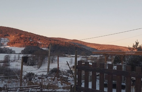 Jeansagniere Cottage | Gîte de Montagne à 1000m au Cœur des Monts du Forez