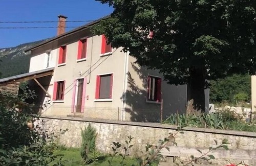 Saint-Agnan-en-Vercors House | Gîte de Montagne Dans le Vercors : Crèmouille Animaux de Compagnie Acceptés