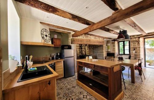 Saint-Yrieix-le-Dejalat Apartment | Gîte de France Gîte bournabas 4 épis - Gîte de France 8 personnes MAE-6491