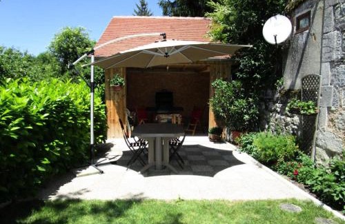 Curemonte Apartment | Gîte de France Gîte de la barbacane 3 épis - Gîte de France 5 personnes MAE-8884
