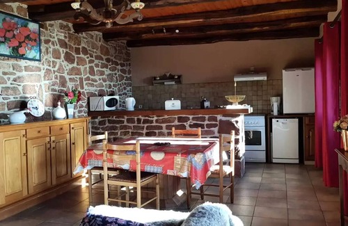Lagleygeolle Villa | Gîte de France in Lagleygeolle 3 ears - Gîte de France 4 people