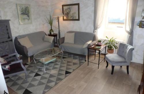 Aubazine Apartment | Gîte de France La maisonnette 3 épis - Gîte de France 4 personnes MAE-6604