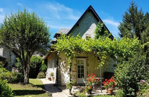 Gimel-les-Cascades Apartment | Gîte de France La rapiette 3 épis - Gîte de France 4 personnes MAE-3701
