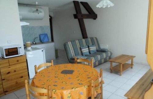Saint-Martin-la-Meanne Apartment | Gîte de France Le doustre 2 épis - Gîte de France 4 personnes MAE-8914
