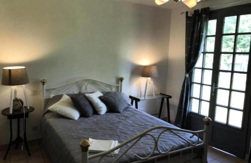 Saint-Merd-de-Lapleau Apartment | Gîte de France Le rouzeyrol 3 épis - Gîte de France 12 personnes MAE-9674