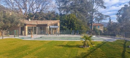Aubenas House | Gîte de Jastres