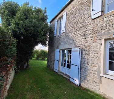 Trevieres House | Gîte de L'Aure proche Plages Omaha Beach