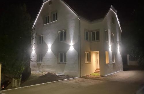 Innenheim Apartment | Gîte de la Chapelle-le houx