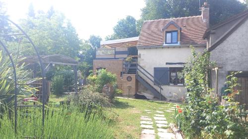 Mosnes House | Gîte de la Poterie Fenêtre sur Loire