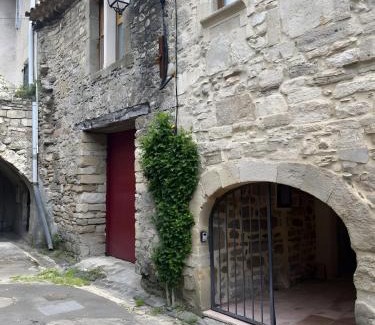 Villemagne-l'Argentiere House | Gîte De La Riviere