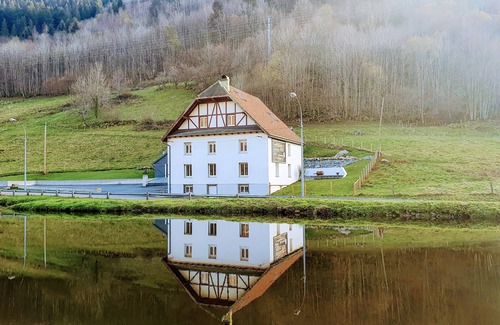 Cornimont House | Gîte de la Source, Sauna, Jacuzzi, Wellness, Pétanque, Grande Salle,