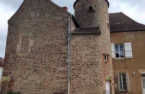 Guillon House | Gîte de la tour
