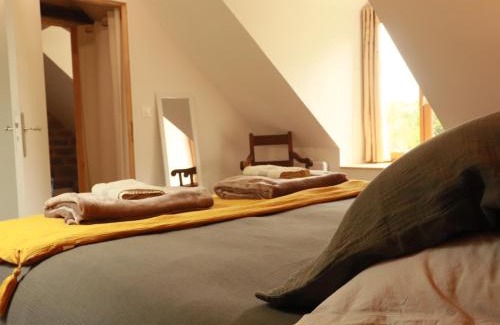 Le Saint House | Gîte de LEIGNOUA