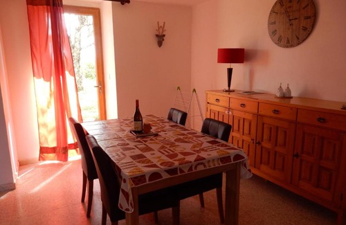 Sainte-Cecile-du-Cayrou House | Gîte de Magui