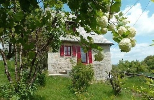 Ladinhac Cottage | Gîte de Vachandou certified by Gîtes de France